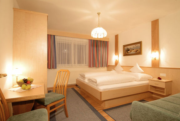 Apartments Hotel Edelweiss